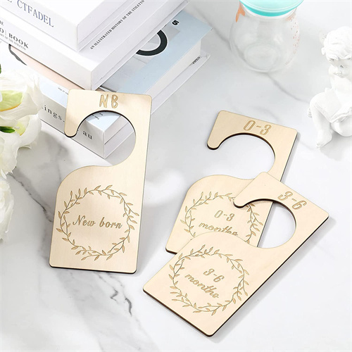 7 Pieces Baby Closet Size Divider Wooden Baby Closet Organizers Hanging Closet Dividers from Newborn Infant to 24 Months for Home Nursery Baby Clothes (Wood Color)