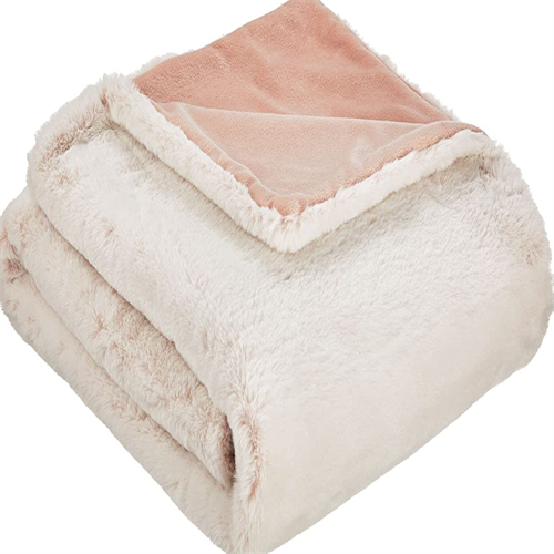 mDesign Big Soft Plush Faux Fur Blanket – Super Warm Fuzzy Luxury Polyester Throw Blankets for House – Bedroom, Living Room, Couch, Office, Ottoman or Dorm Room – Light Pink